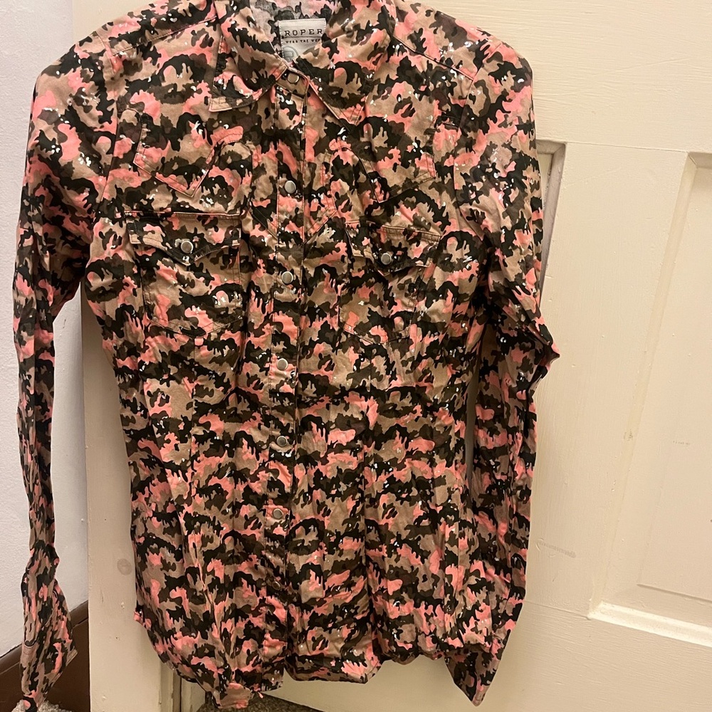 Roper Camo Pink and Black Snap Button-Up Shirt